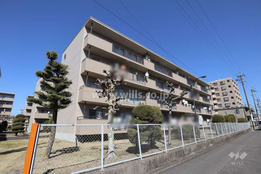 長栄住宅の外観（南西側から）