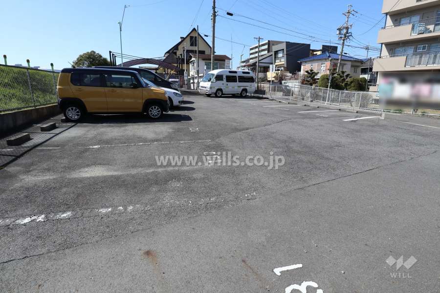 敷地内駐車場（屋外平面式）