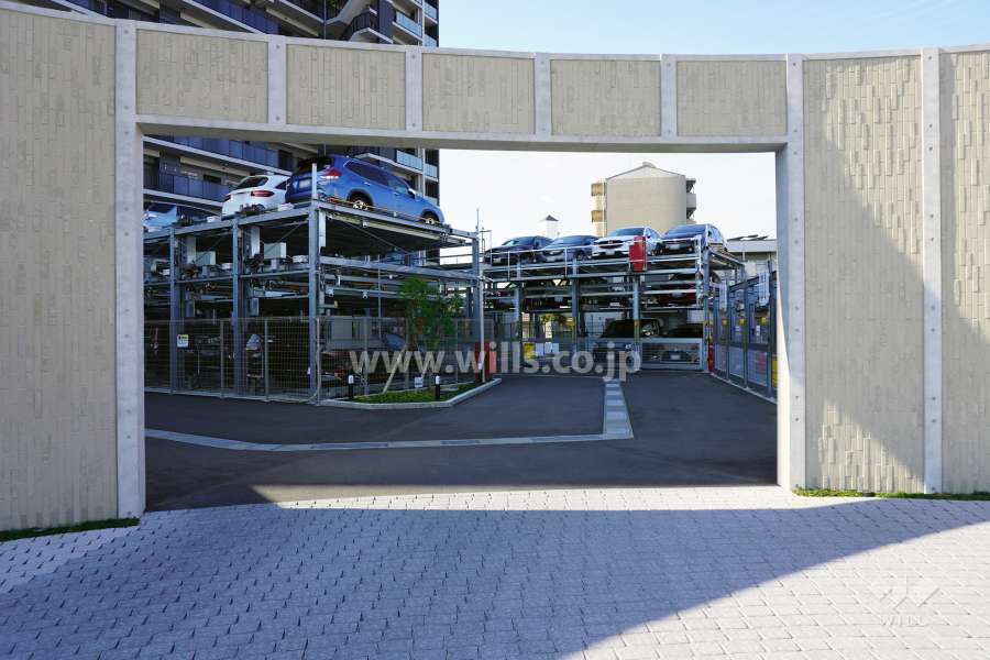 駐車場の出入口