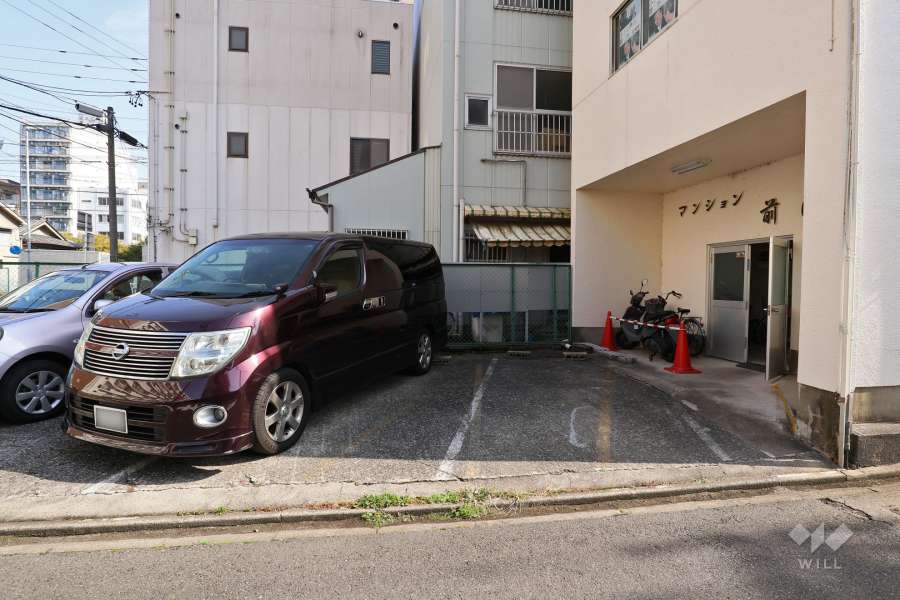 敷地内駐車場（屋外平面式）