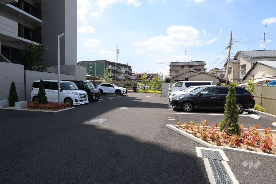 敷地内駐車場(屋外平面式)