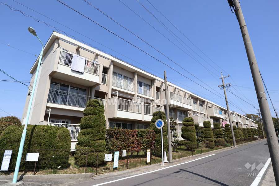 大森東住宅14号棟の外観（南西側から）