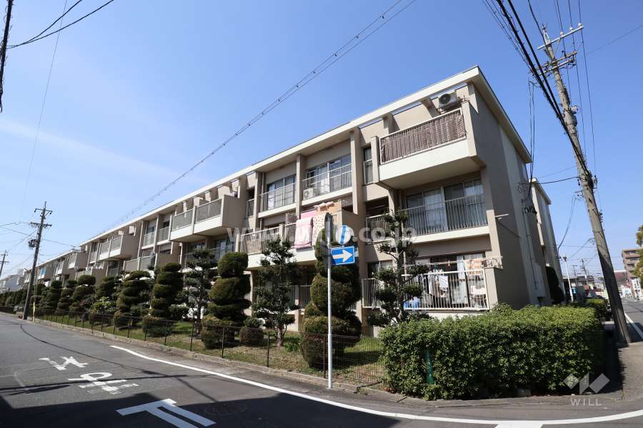 大森東住宅15号棟の外観（南東側から）
