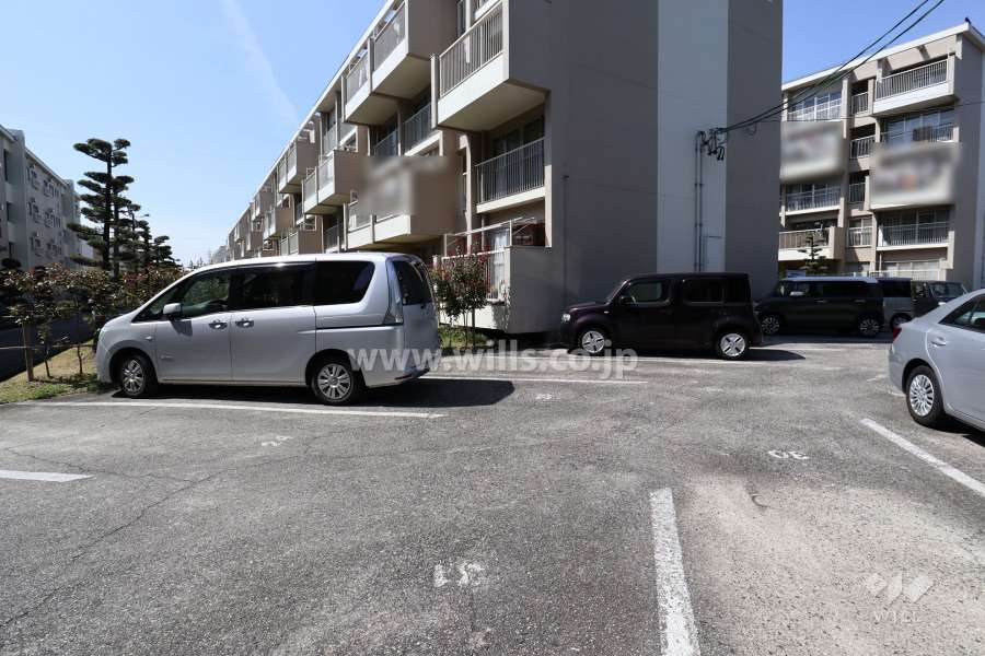 敷地内駐車場（屋外平面式）