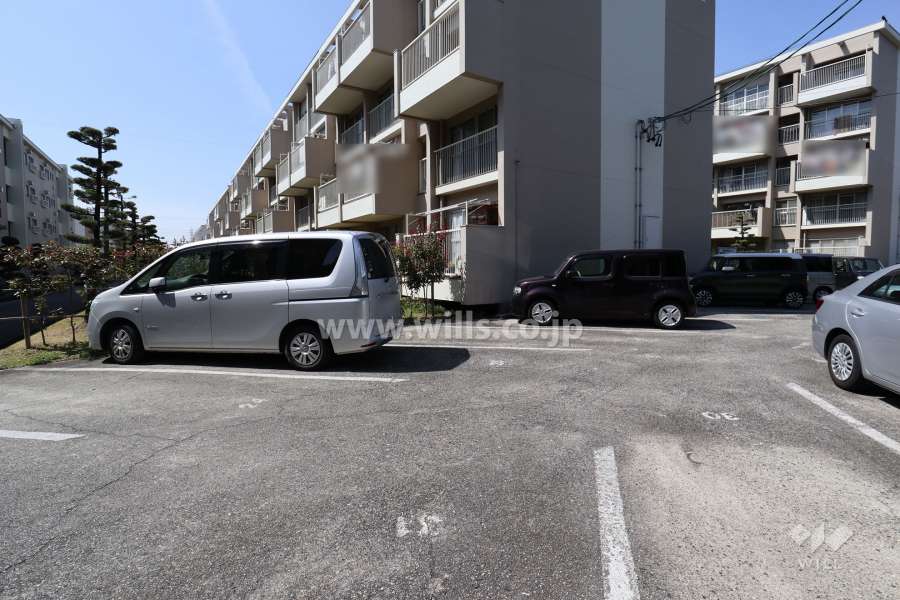 敷地内駐車場（屋外平面式）