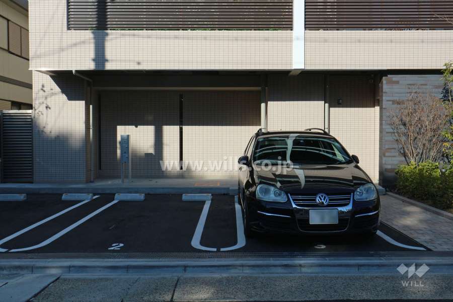 敷地内駐車場（屋外平面式）