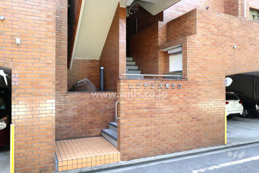 エントランス(斜め)