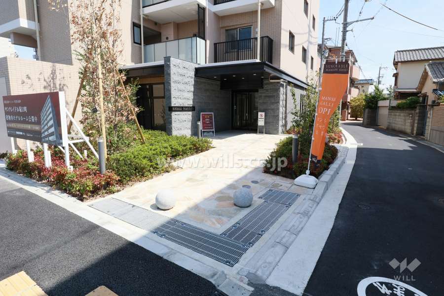 エントランスアプローチ