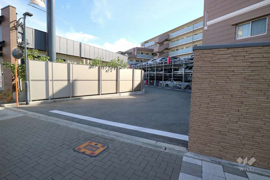 駐車場の出入口