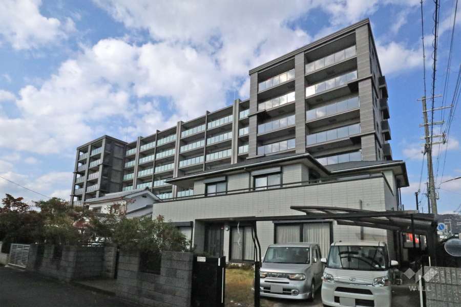 レ・ジェイド高槻宮野町の外観（南東側から）