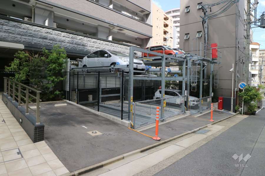 敷地内駐車場（屋外平面式・屋内機械式）