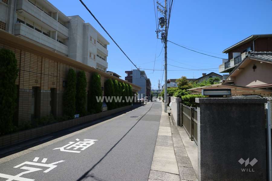 見附マンションの遠景