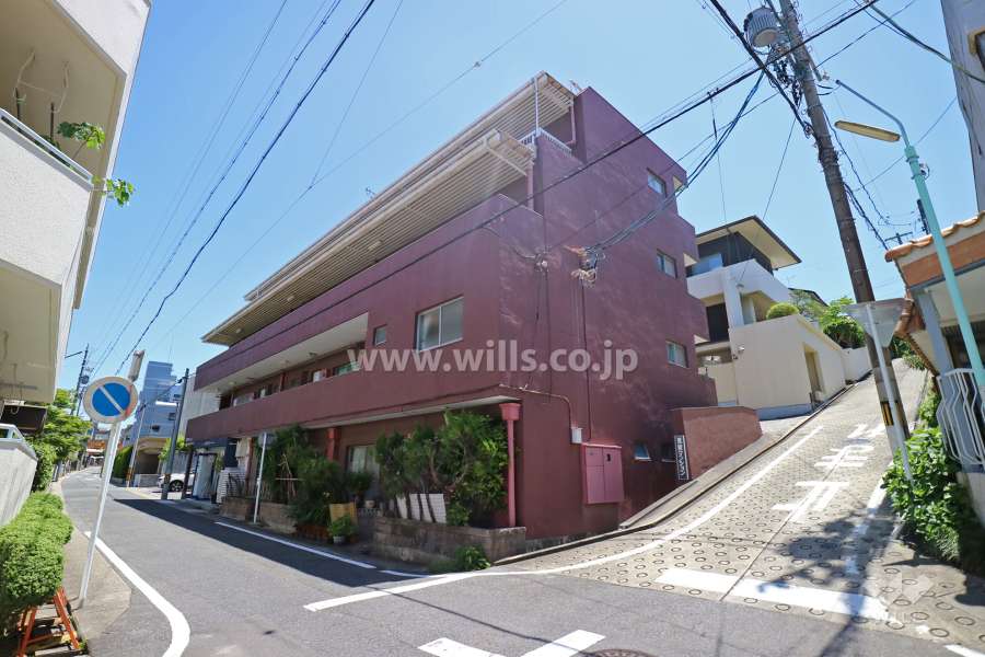 見附マンションの外観(北西側から)