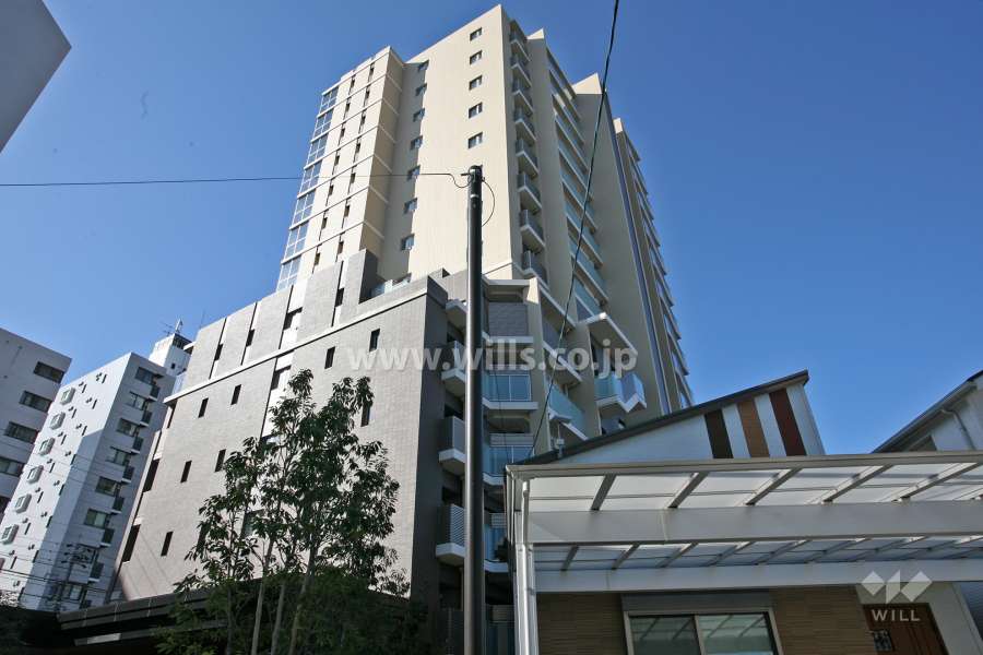 デュオヒルズ植田の外観（東側から）