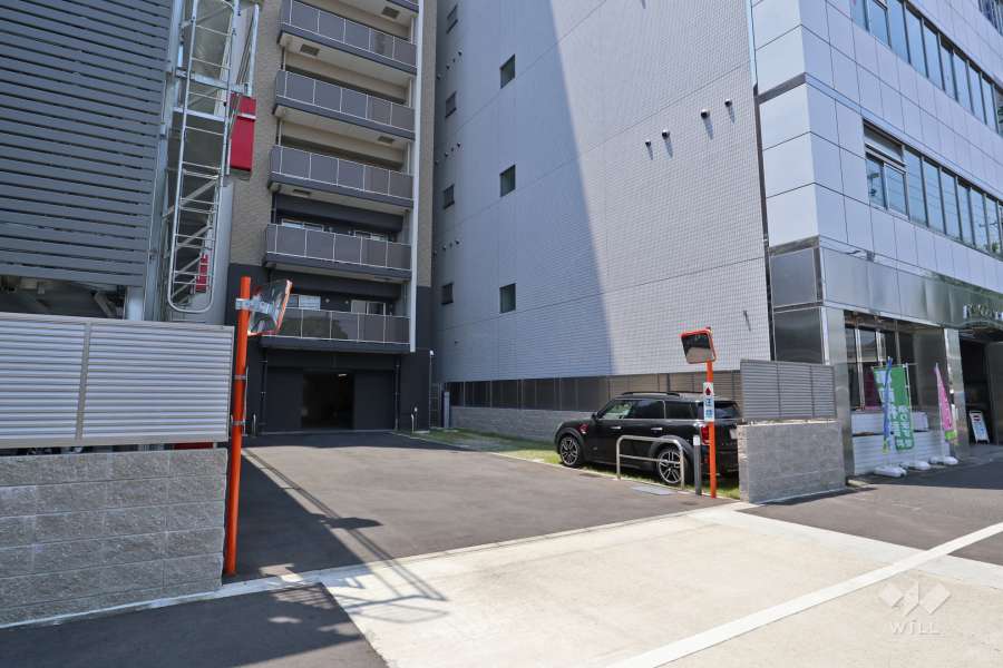 駐車場出入口