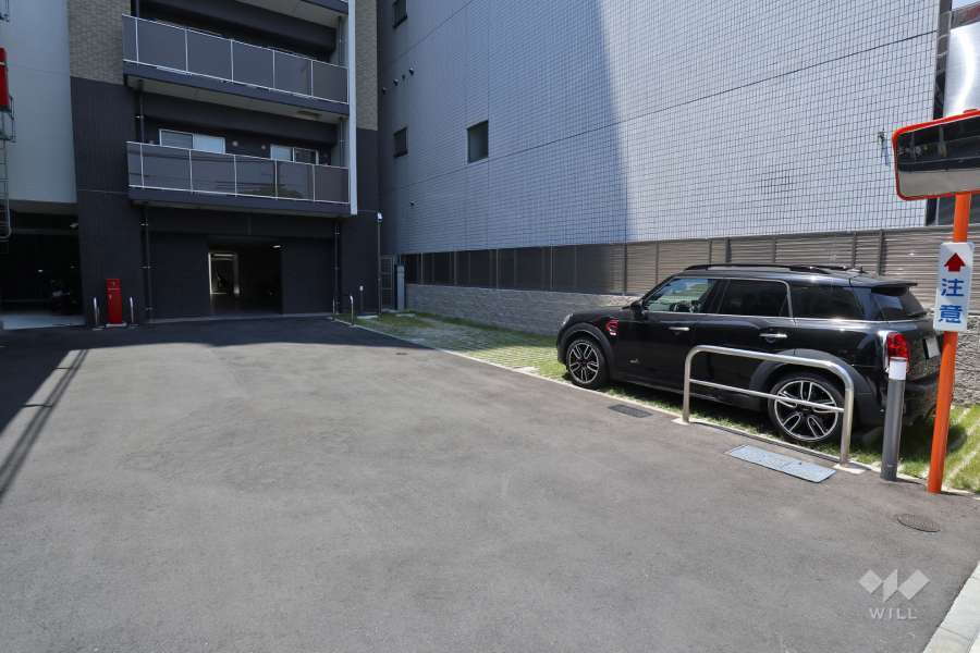 敷地内駐車場（屋外平面式）