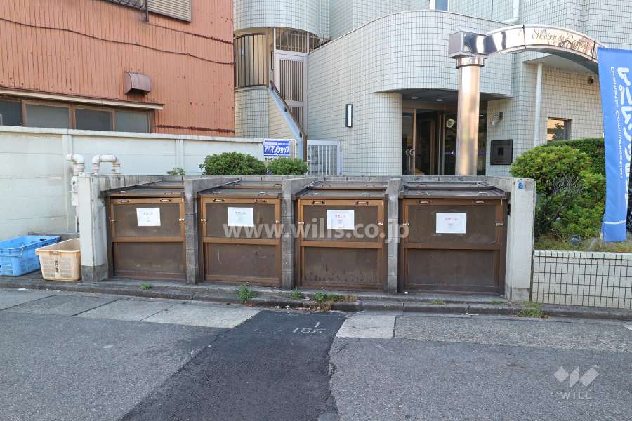ゴミ置き場