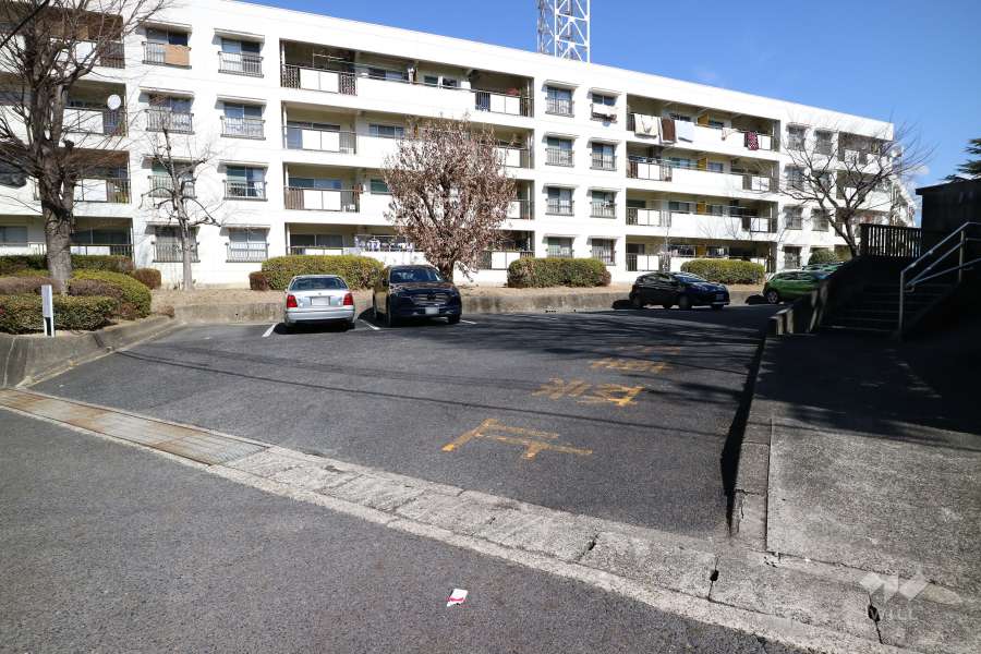 駐車場の出入り口