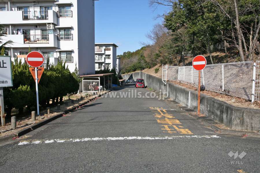 敷地出入り口
