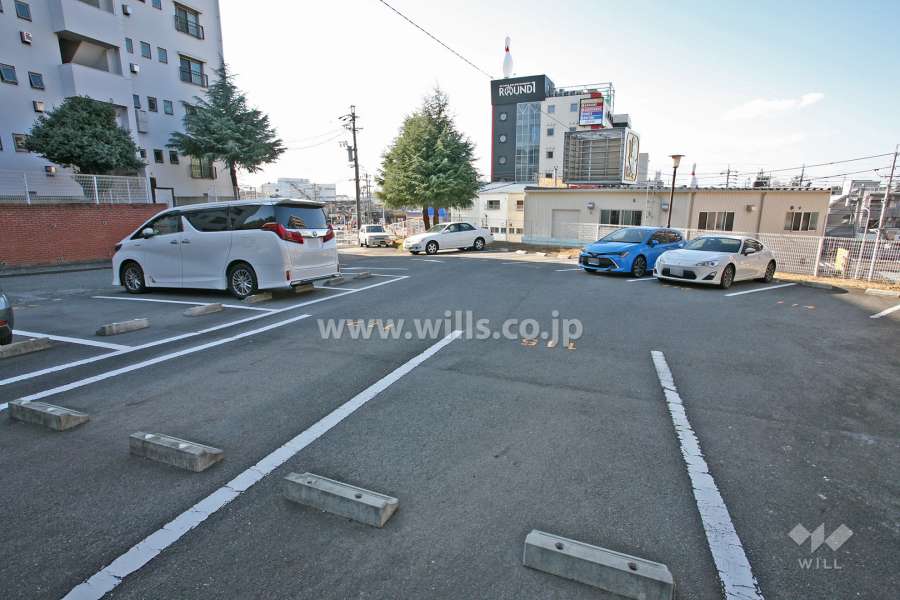 敷地内駐車場（屋外平面式）