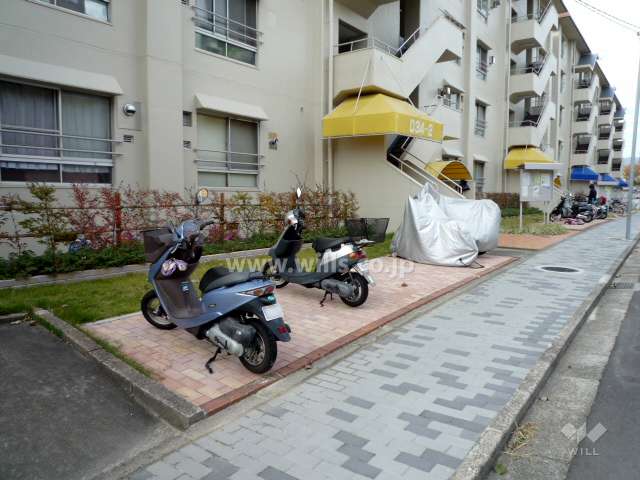 バイク置場