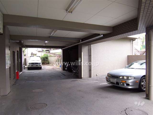 敷地内駐車場