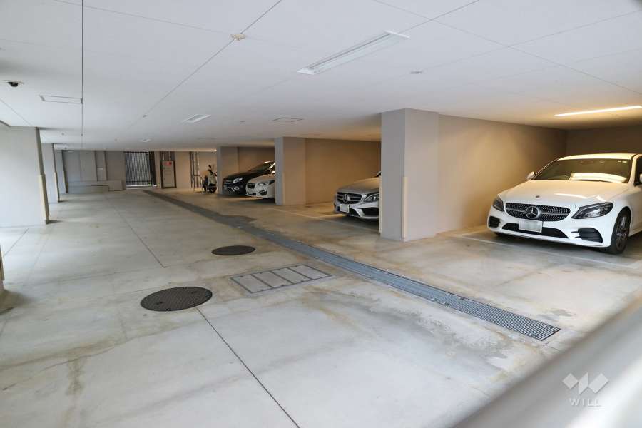 敷地内駐車場（屋内平面式）