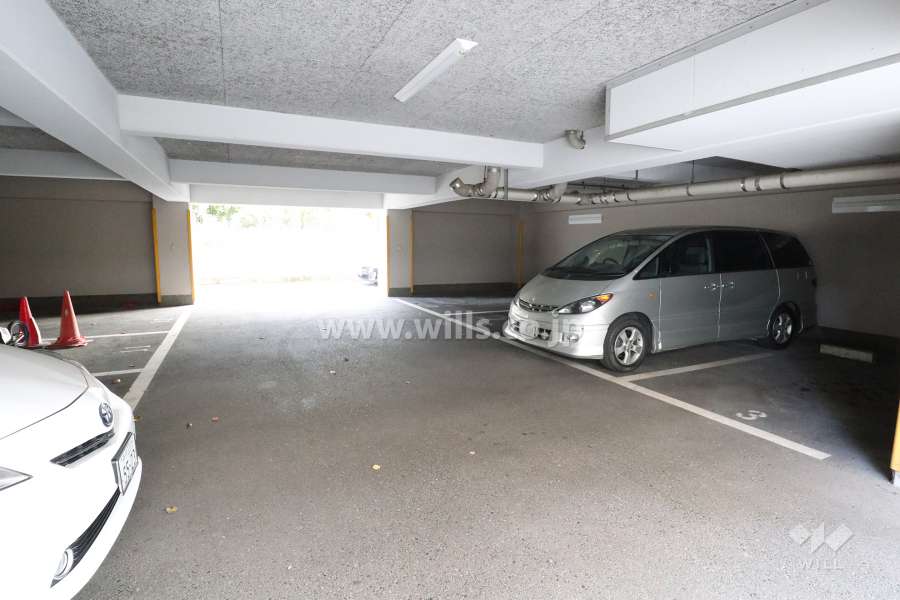 敷地内駐車場(屋内平面式)
