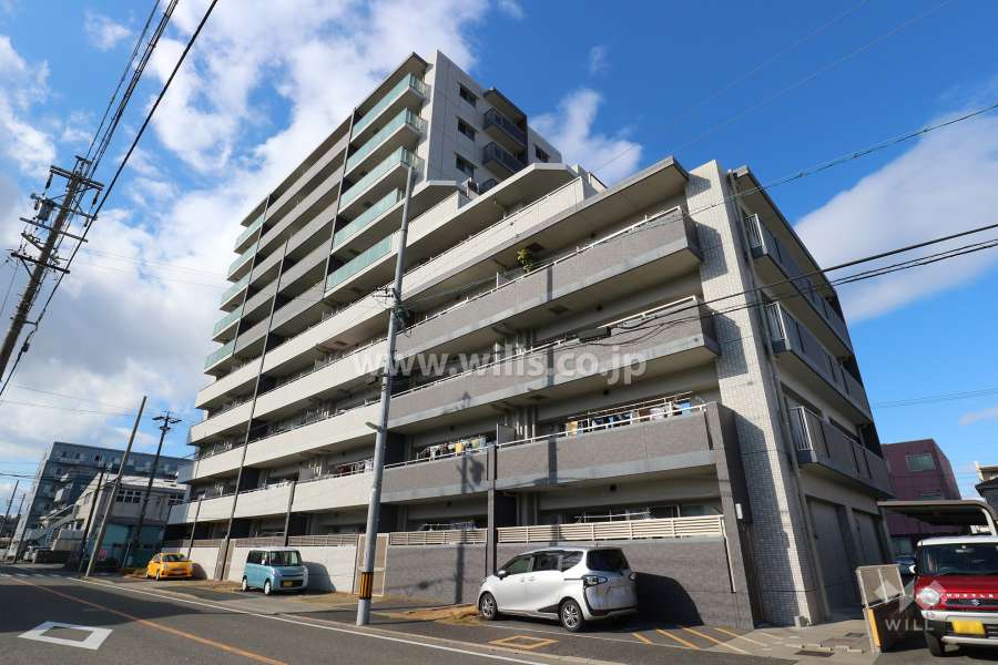 ザ・ブライムレジデンスの外観（南東側から）