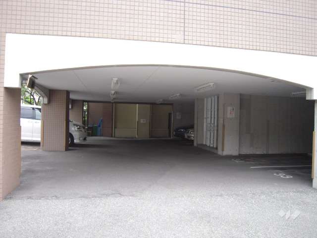 敷地内駐車場