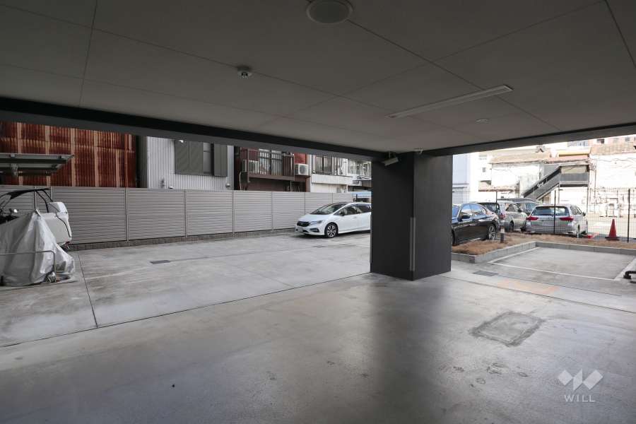 敷地内駐車場（屋外平面式）