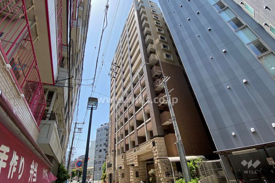 プレサンス新大阪ステーションフロントの外観（北東側から）