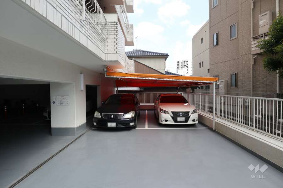 敷地内駐車場（屋外平面式）