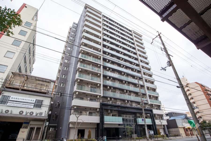 エステムコート新大阪X ザ・ゲートの外観（南西側から）