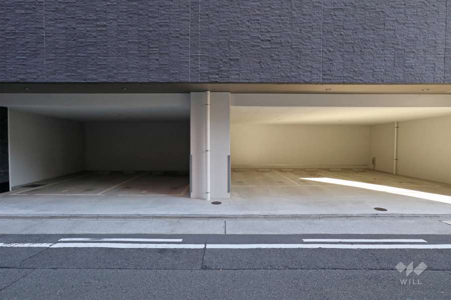 敷地内駐車場（屋内平面式）