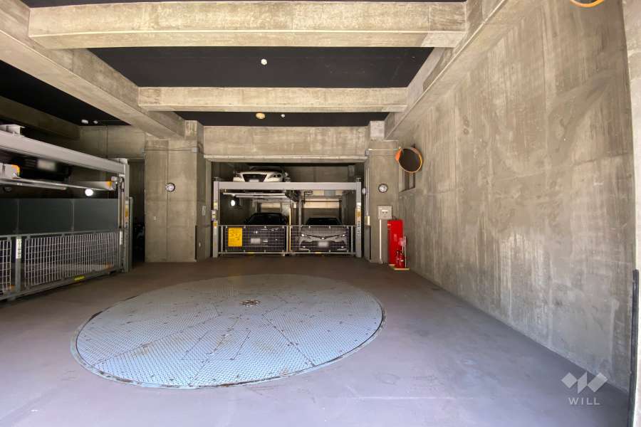 敷地内駐車場（屋内機械式）　