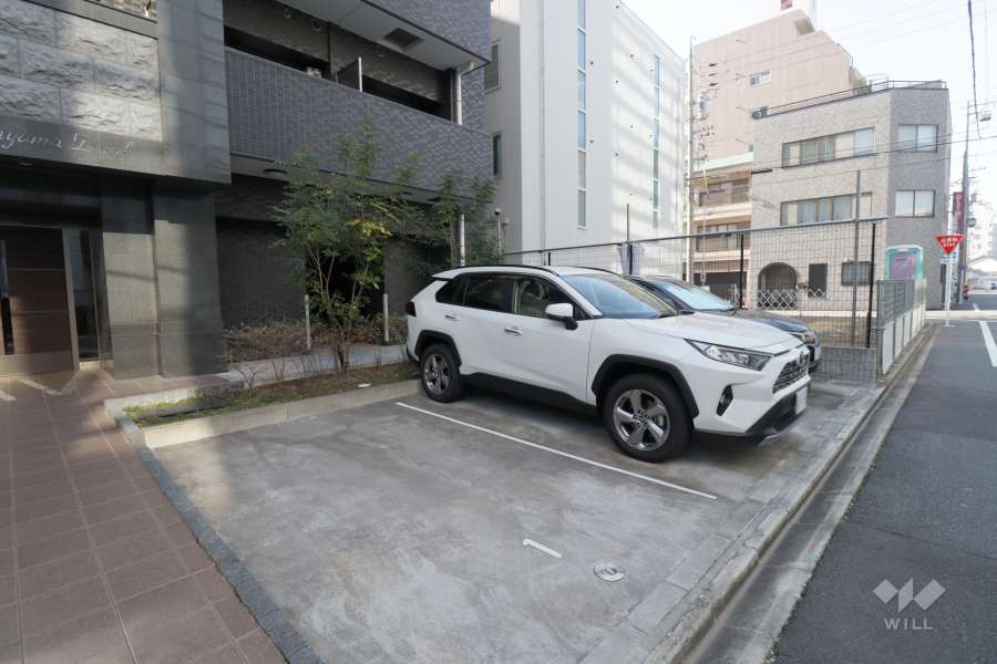 敷地内駐車場（屋外平面式）