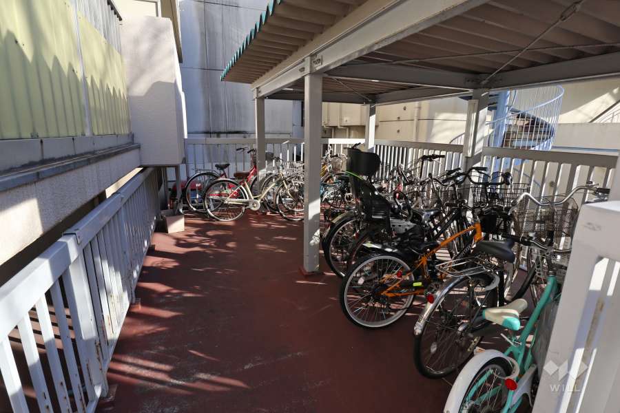 駐輪場（屋根付き）