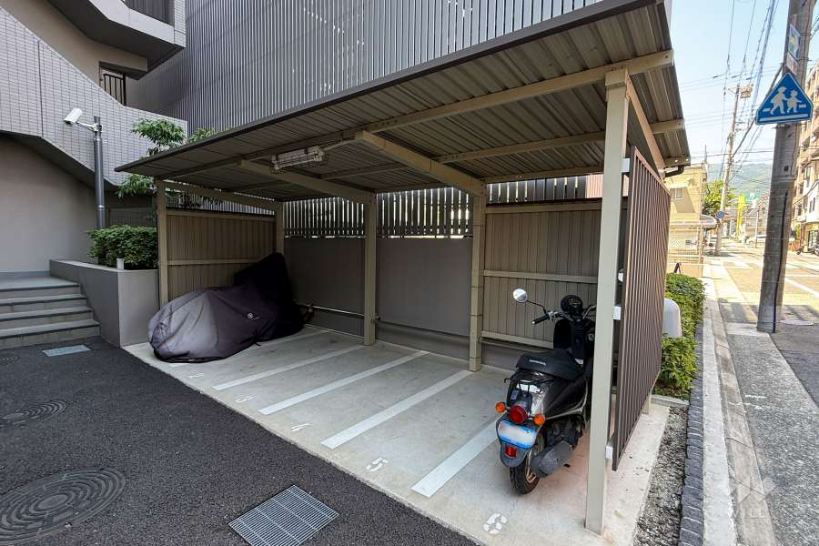 バイク置場