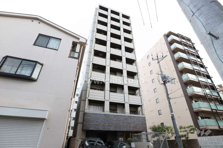 ライジングコート深江本町フラワーパークのマンション外観（北東側から）