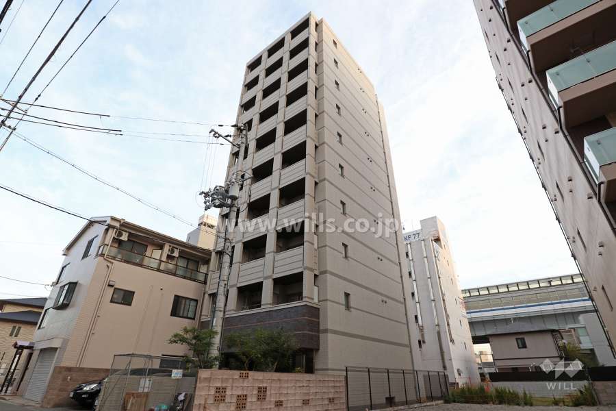 ライジングコート深江本町フラワーパークのマンション外観（北西側から）