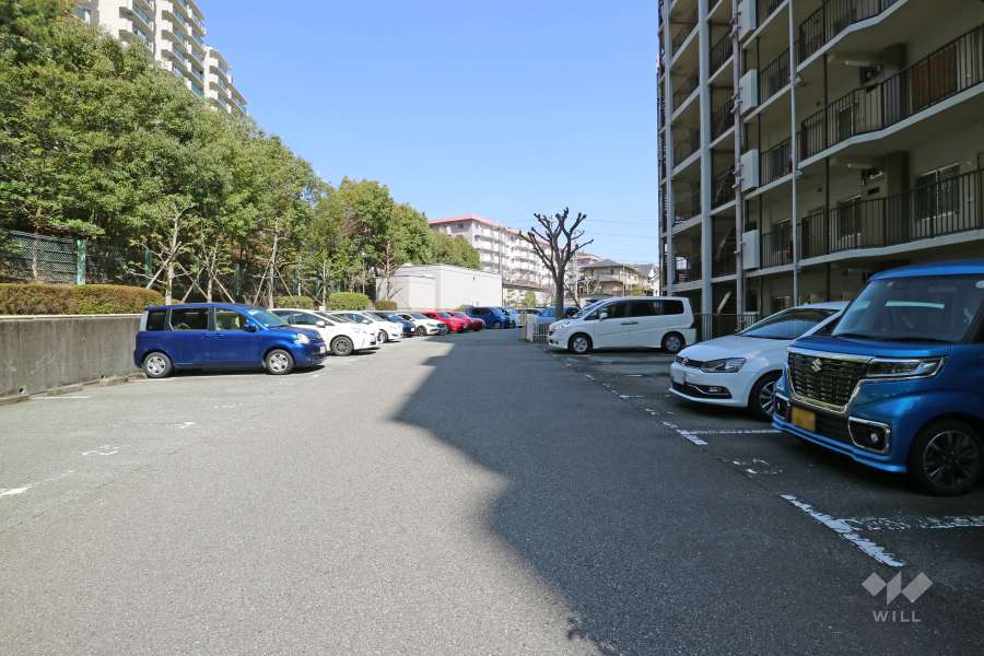 敷地内駐車場（屋外平面式）