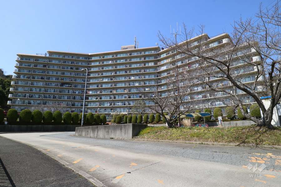 ジャルダン宝塚中山台壱番館の外観（南東側から）