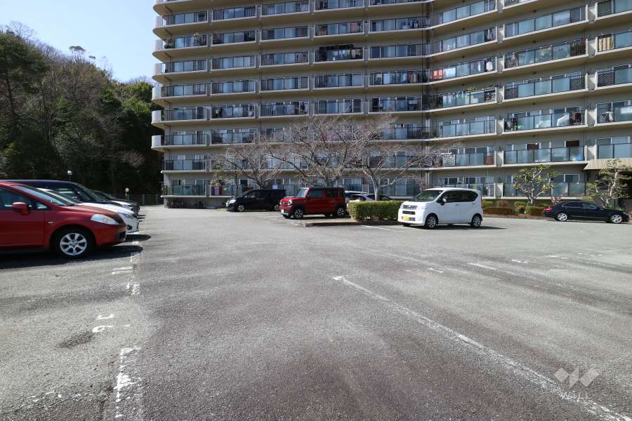 敷地内駐車場（屋外平面式）