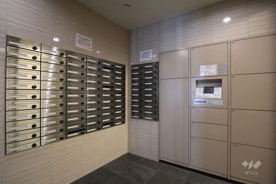 宅配ボックスと共用ポスト