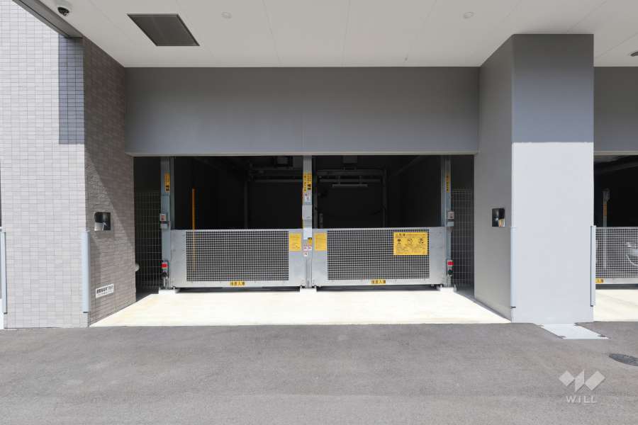 敷地内駐車場（屋内機械式）