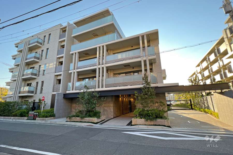 プラウド芦屋西蔵町の外観(北東側から)