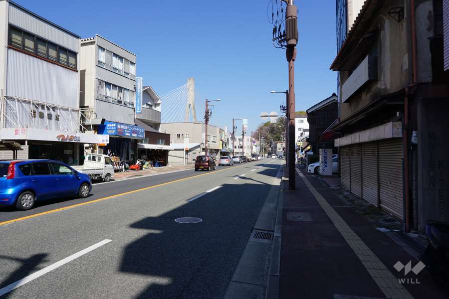 敷地東側の前面道路（国道173号線）