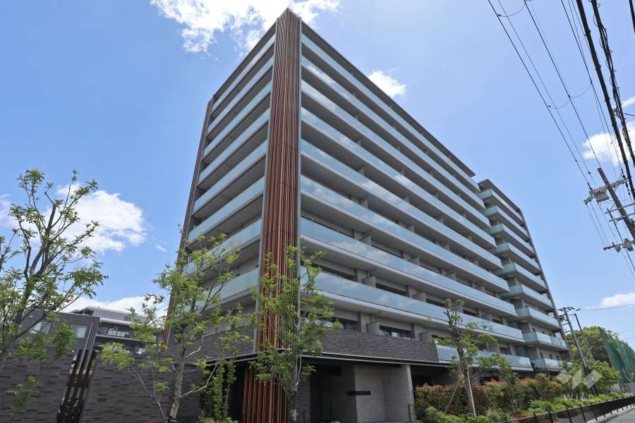 ライオンズ伊丹グランテラスの外観（北西側から）