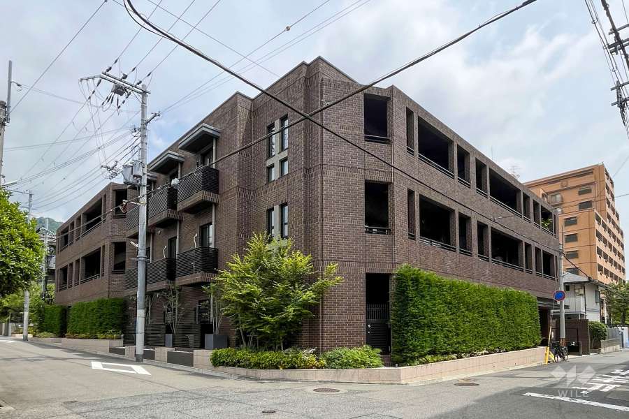 ワコーレThe岡本の外観（南西側から）